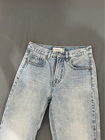 Stradivarius stradivarius d96 crop straight jean