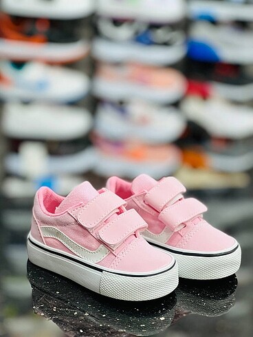 Pembe vans