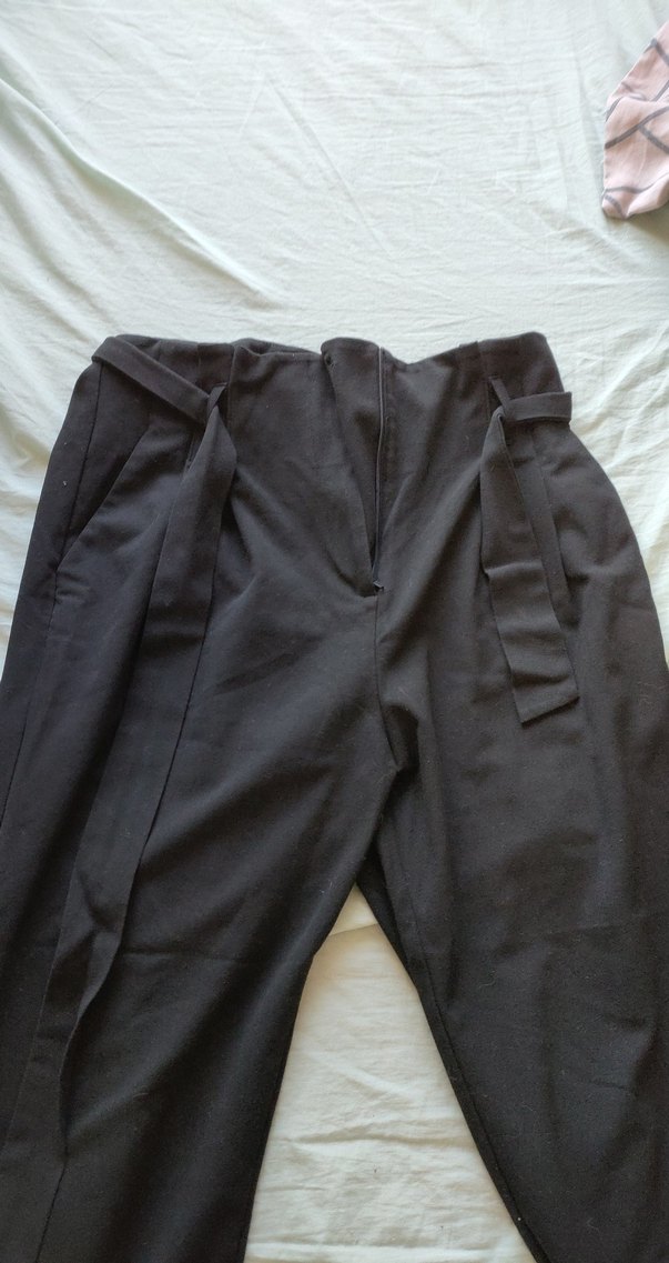 Kadın Siyah Beli Kuşaklı Rahat Kumaş Pantolon - Görsel 2