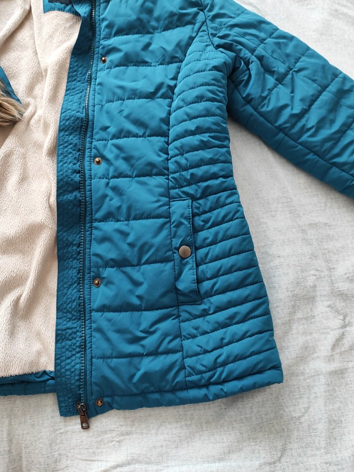 Mavi Kürklü Kadın Kışlık Mont - Görsel 5