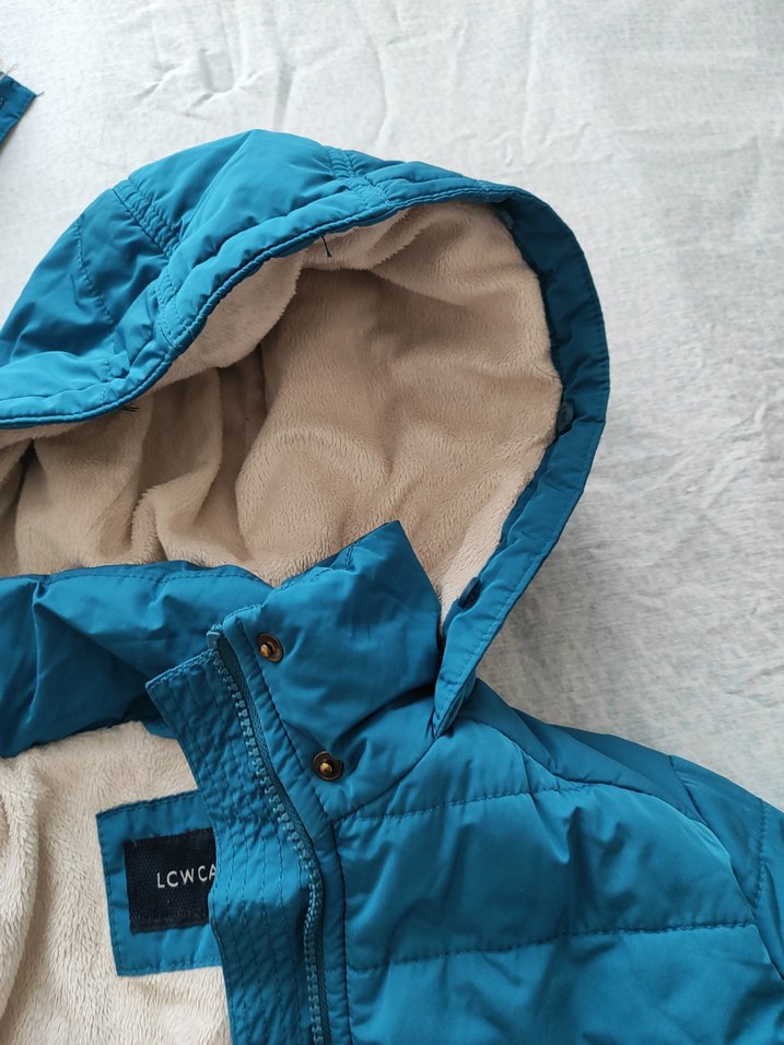 Mavi Kürklü Kadın Kışlık Mont - Görsel 3