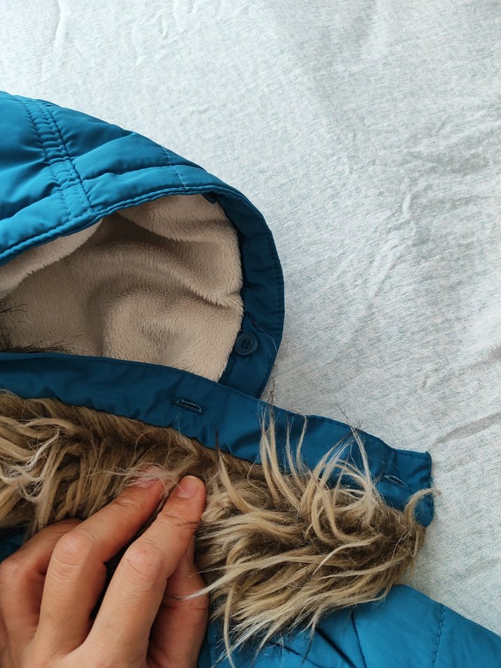 Mavi Kürklü Kadın Kışlık Mont - Görsel 4
