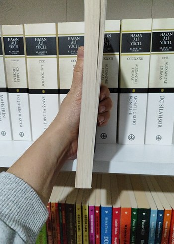 Otostopçunun Galaksi Rehberi - Douglas Adams - Görsel 4