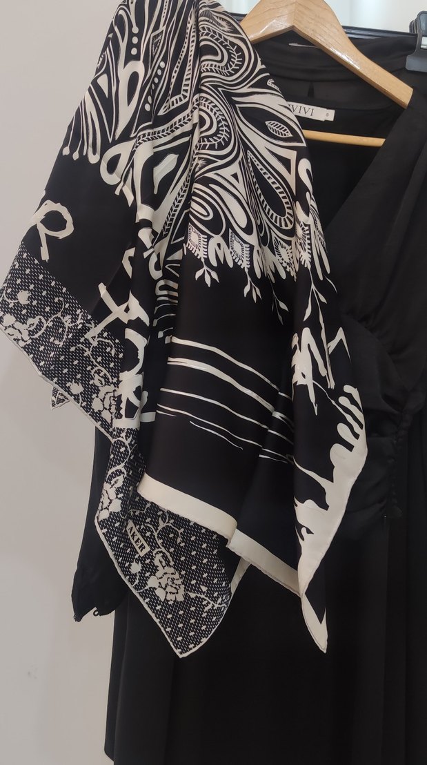 %100 sura ipek Eşarp - Görsel 2