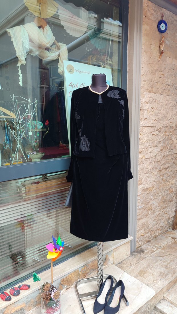 Siyah Drapeli Uzun Kadın Elbise - Görsel 4