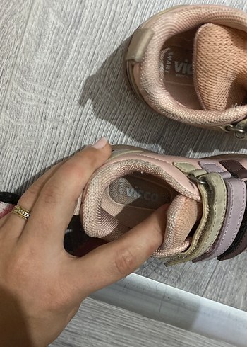 IŞIKLI Bej çocuk Spor Ayakkabı, Cırt Cırtlı, Dolgu Topuk - Görsel 5