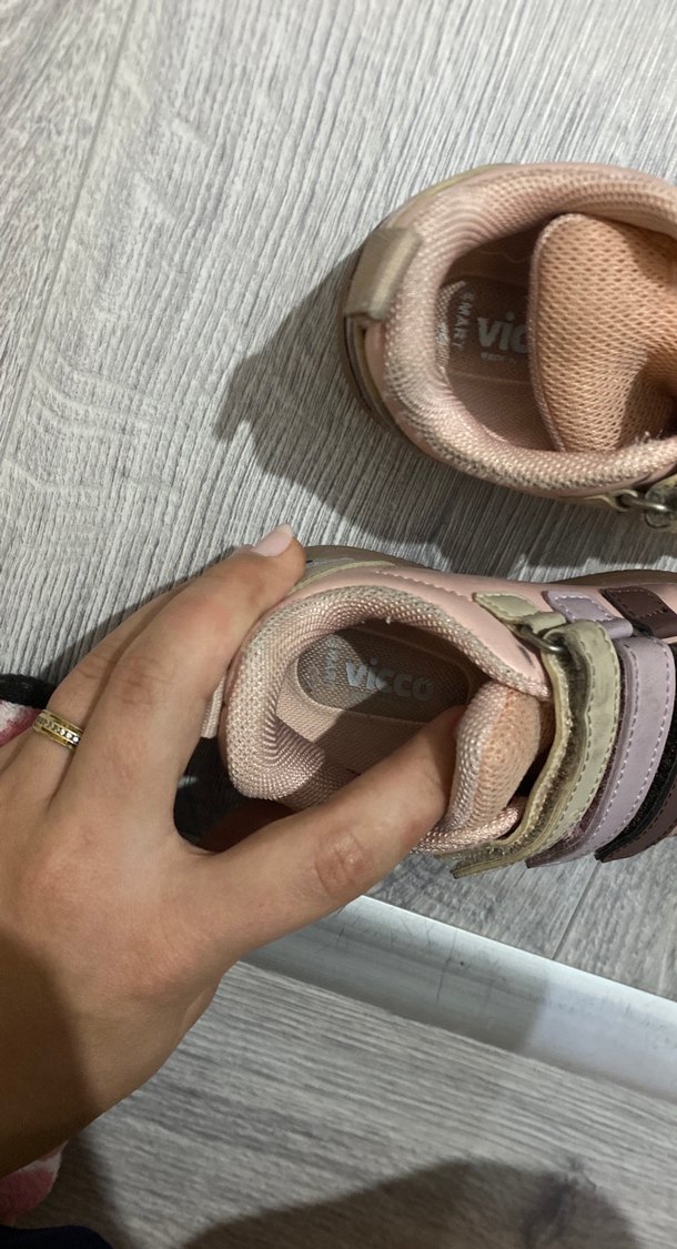 IŞIKLI Bej çocuk Spor Ayakkabı, Cırt Cırtlı, Dolgu Topuk - Görsel 5