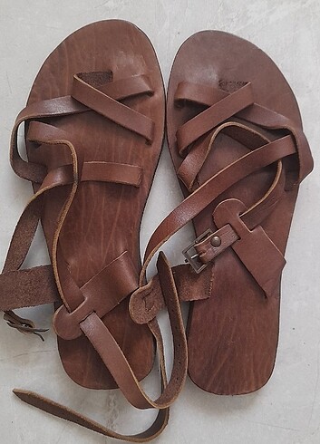 El yapimi bodrum sandalet 37