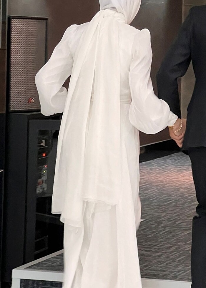 Beyaz tesettür nikah abiyesi - Görsel 3