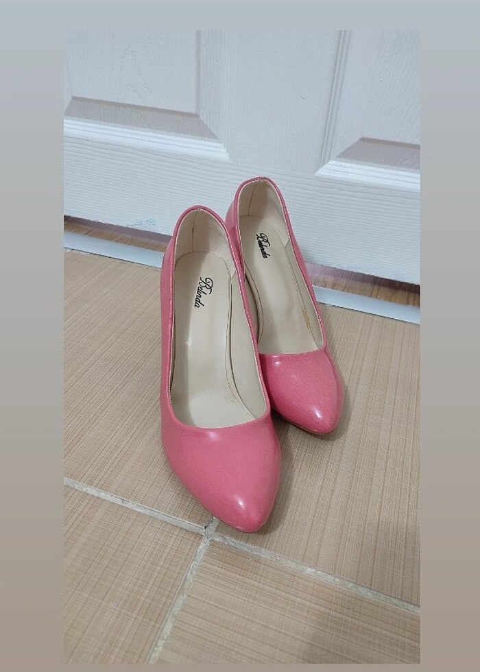 Nar çiçeği topuklu ayakkabı - Görsel 3