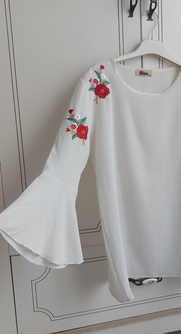 Nakışlı Beyaz Bohem Kadın Bluz - Görsel 3