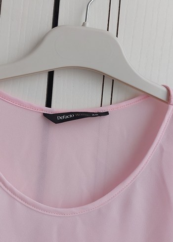 Pembe Kısa Kollu Rahat Kesim Kadın Bluz - Görsel 3