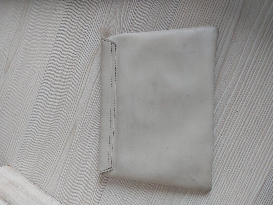 Minimalist Beyaz Deri Kadın Portföy Çanta - Görsel 2