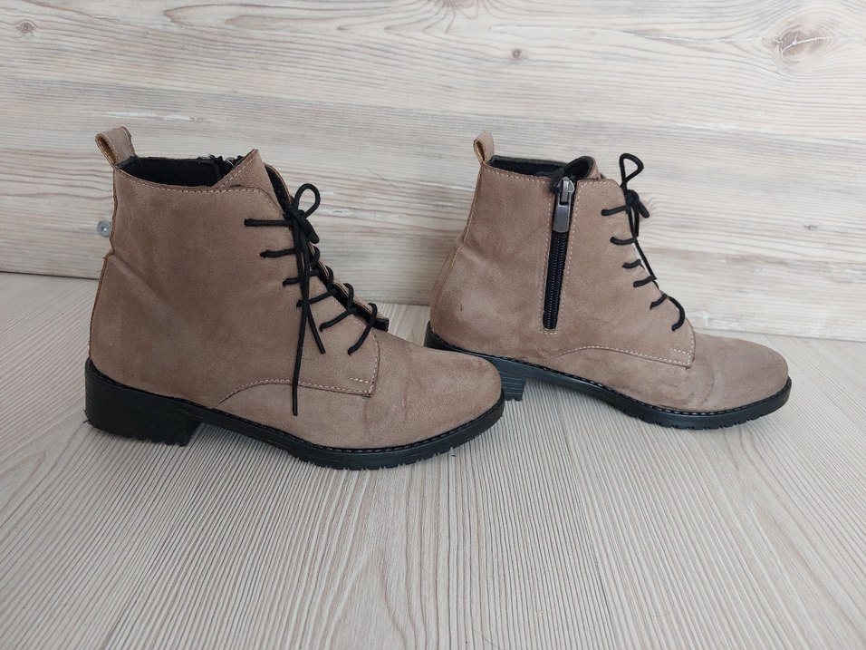 Bej Süet Bağcıklı Kadın Bot - Görsel 2