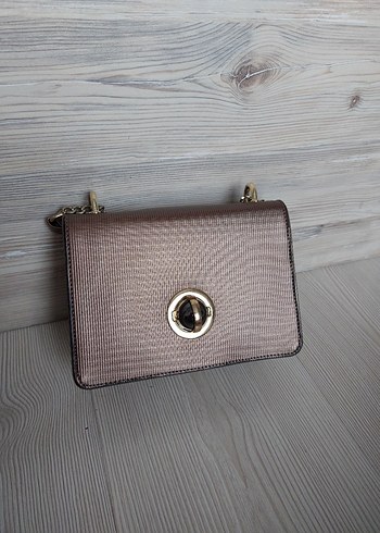 Zincir Detaylı Kahverengi Kadın Çanta - Görsel 2