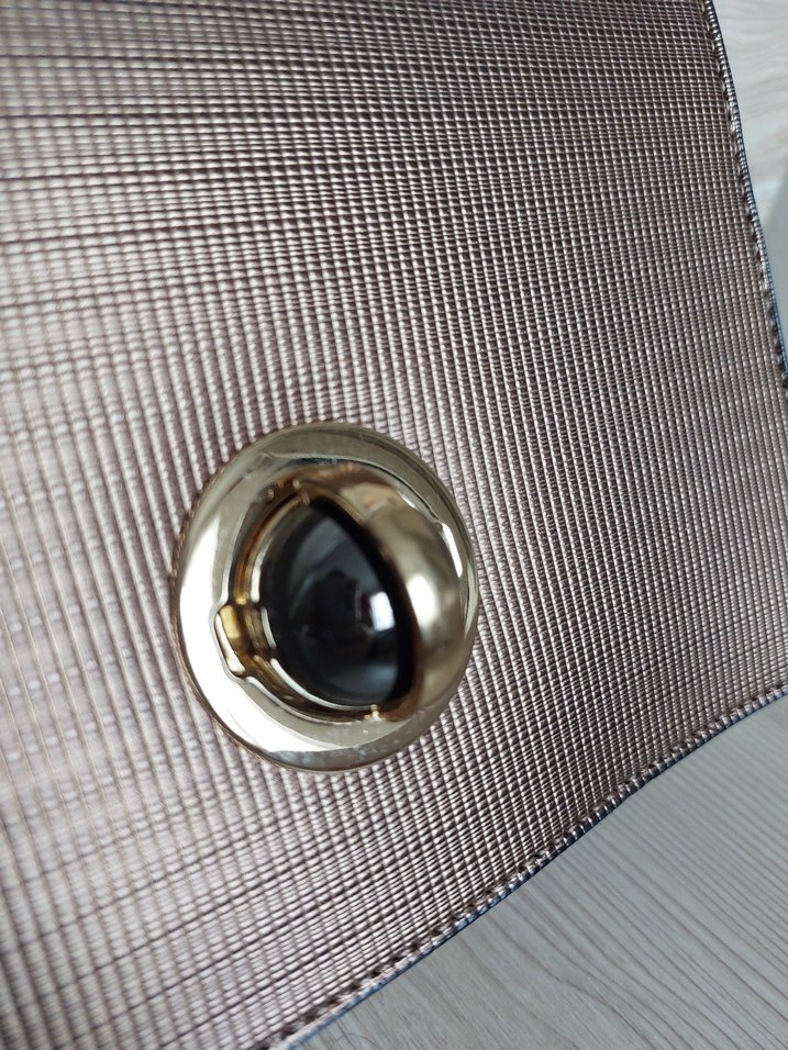 Zincir Detaylı Kahverengi Kadın Çanta - Görsel 3