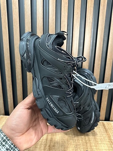 Balenciaga Balenciaga track
