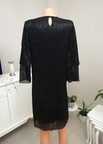 Piliseli simli parlak Kısa Midi Elbise - Görsel 4