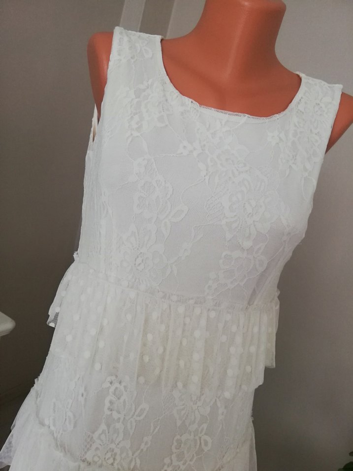 Kat kat beyaz dantel Askılı uzun elbise - Görsel 5