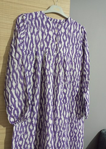 Diğer V Yaka Uzun Mor Batik Desenli Elbise
