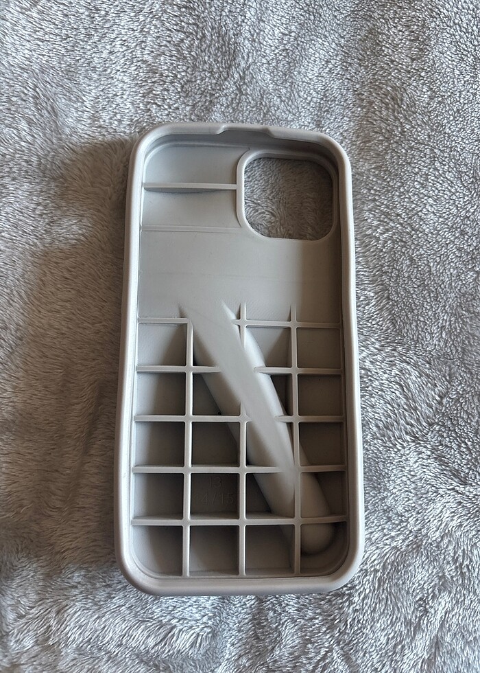 iphone 15 lipgloss tutacakli kilif - Görsel 2