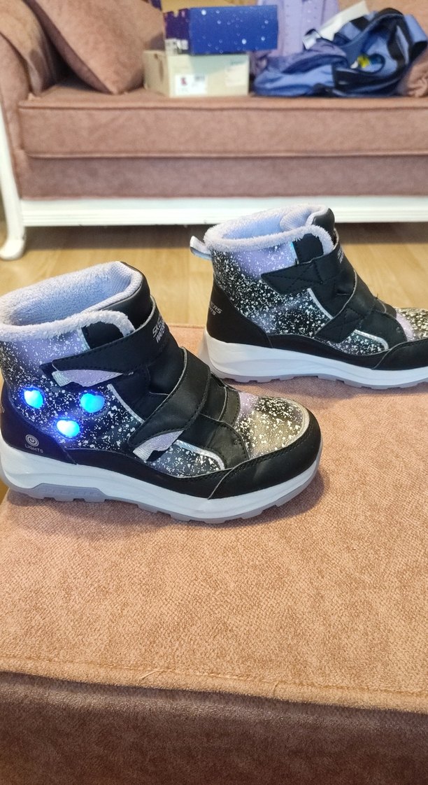 Kız Çocuk Siyah Skechers Su Geçirmez Spor Ayakkabı - Görsel 2