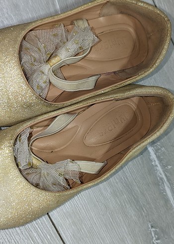 Kız Çocuk Parlak Altın Bale Ayakkabısı - Görsel 2