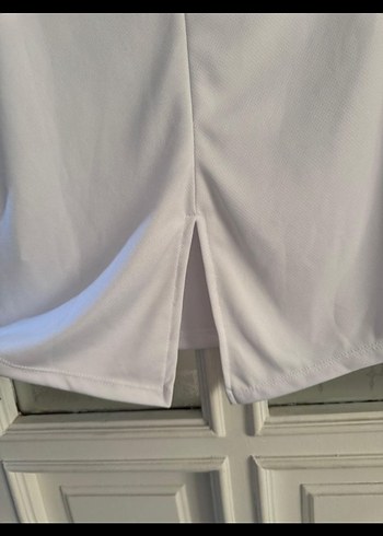 Gri Şeritli Kadın Spor Tişörtü - Görsel 3