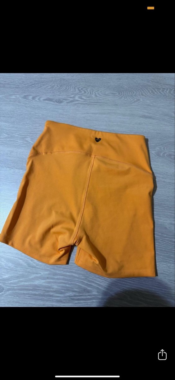 ebru şallı turuncu spor şort - Görsel 2