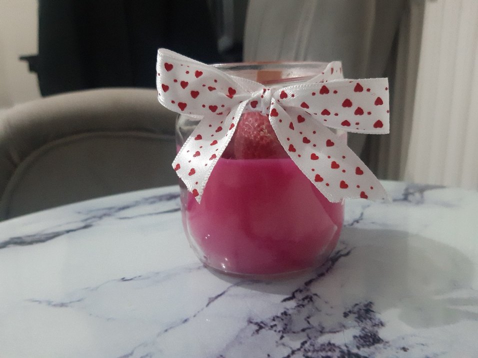 Beyaz Papatya Mum ve Mavi İnci Dekorlu Mumluk - Görsel 2