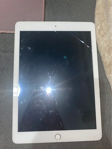 Beden Renk Ipad 6. Nesil 9.7 kalem ve kılıf dahil (kutulu)