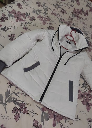 Barbour Kisa Beyaz Fermuarli Kadin Mont