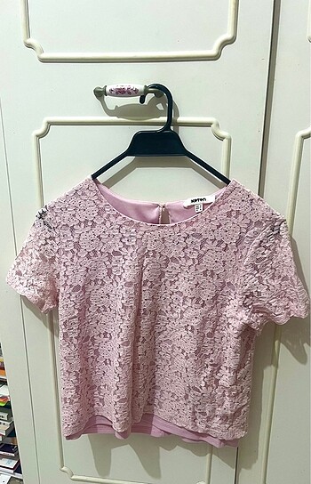 pembe kısa kollu bluz