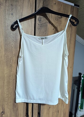 Kadın askılı t-shirt
