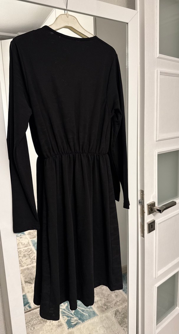 Uzun Kollu Siyah Kadın Elbise - Görsel 2