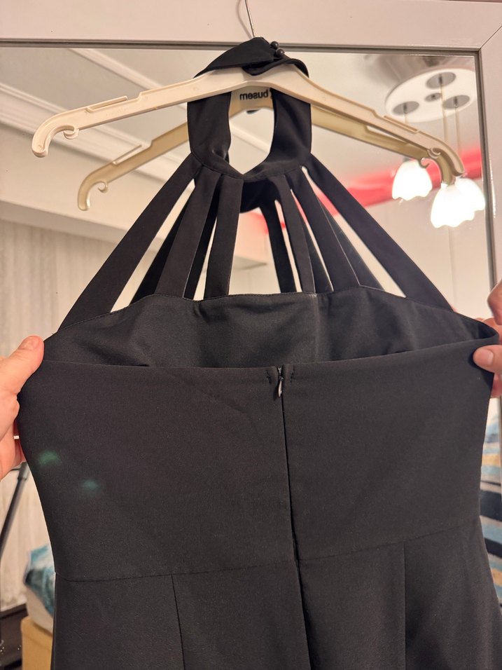 Siyah Yüksek Yakalı Midi Abiye Elbise - Görsel 2