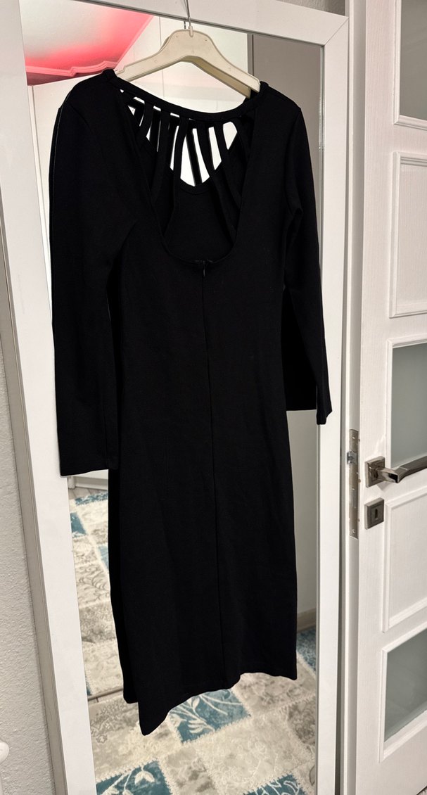 Siyah V Yaka Uzun Kollu Gotik Elbise - Görsel 2