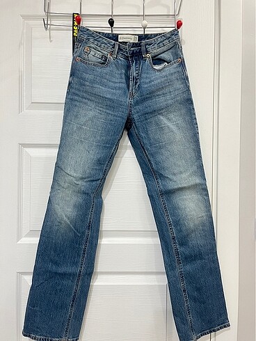 Stradivarius Pantolon