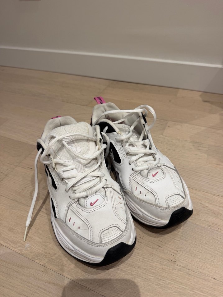 Nike Beyaz Siyah Pembe Retro Sneaker — görsel 4/6