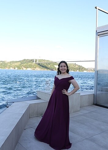 Nişan elbisesi 