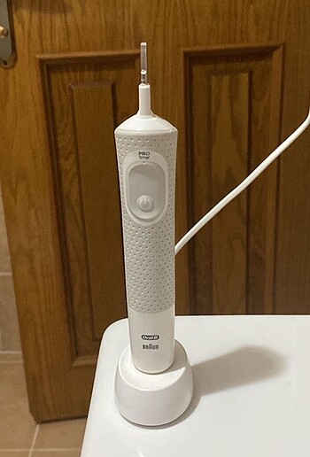 Oral-B Oral-B Şarjlı Diş Fırçası