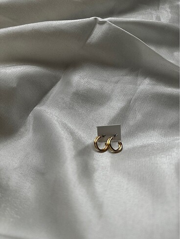 Gold küpe