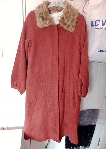 Kürklü Yaka Detaylı Uzun kışlık kap
