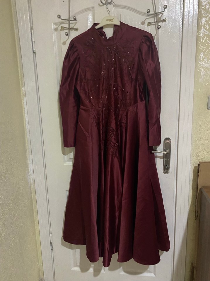 Bordo Uzun Kollu Kadın Abiye Elbise - Görsel 2