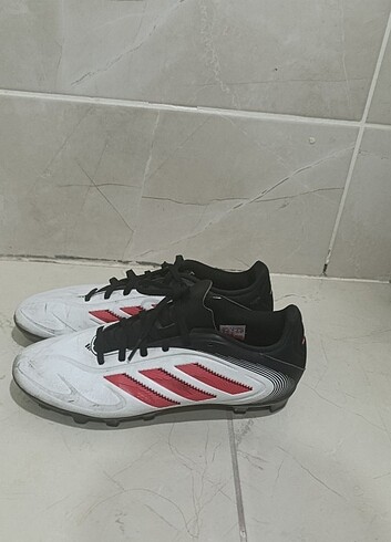 Orjinal krampon adidas 