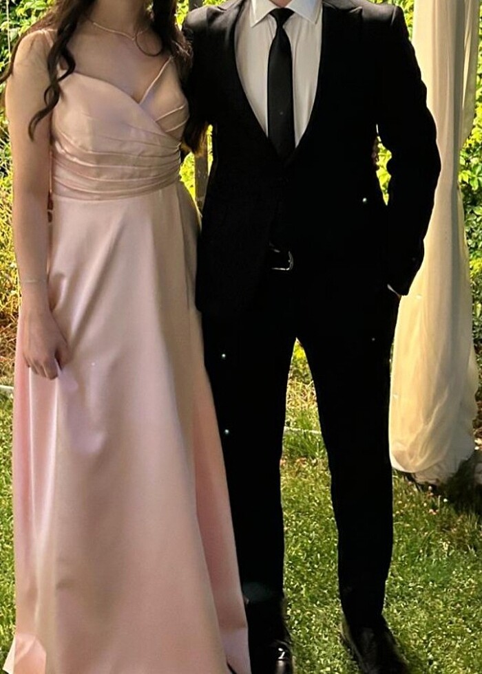 askılı toz pembe uzun saten abiye - Görsel 3