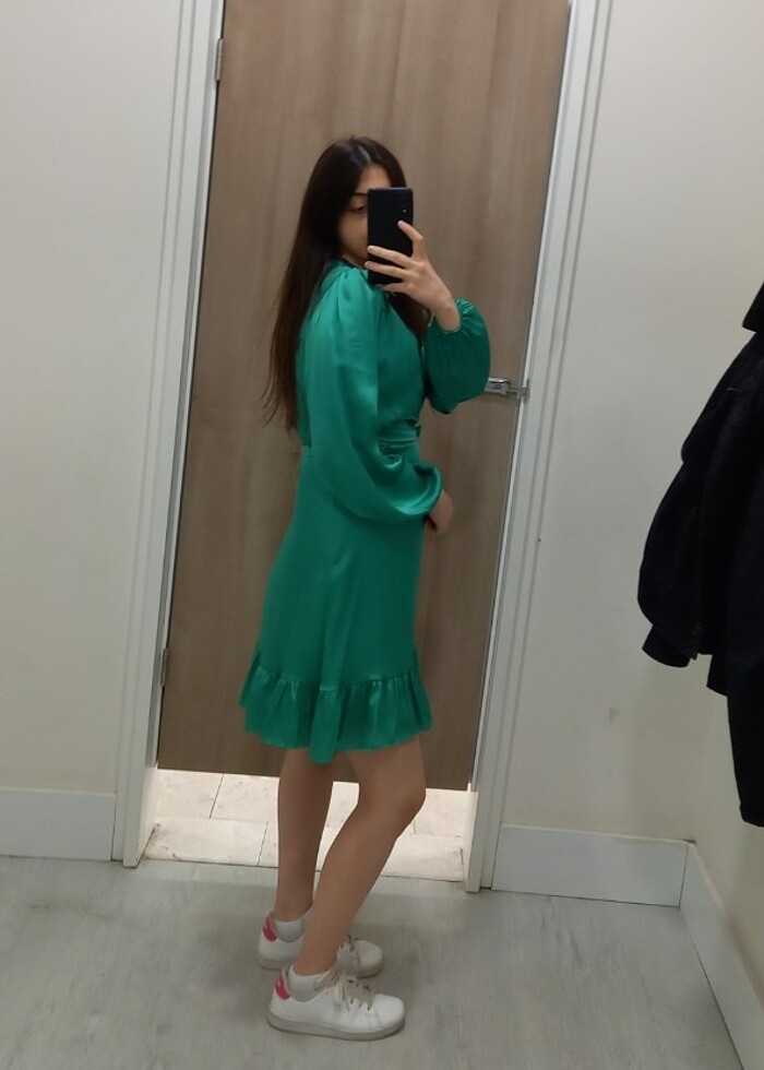 yeşil saten elbise - Görsel 2