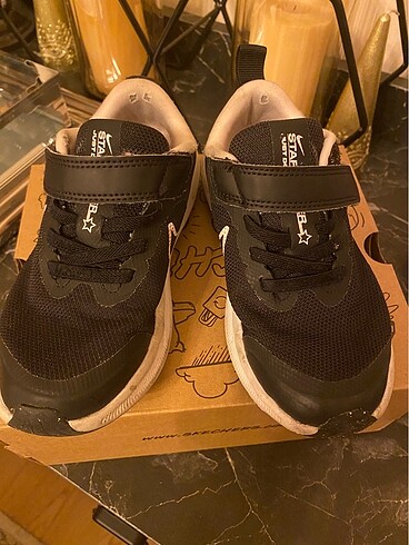 Nike Kız çocuk spor ayakkabı