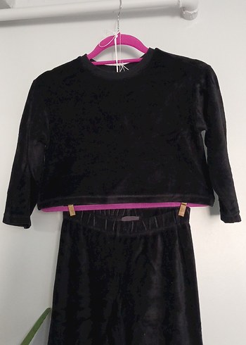 Siyah Kadife Kız Takımı, Salaş Kesim - Görsel 5