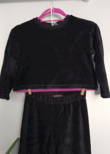 Siyah Kadife Kız Takımı, Salaş Kesim - Görsel 4